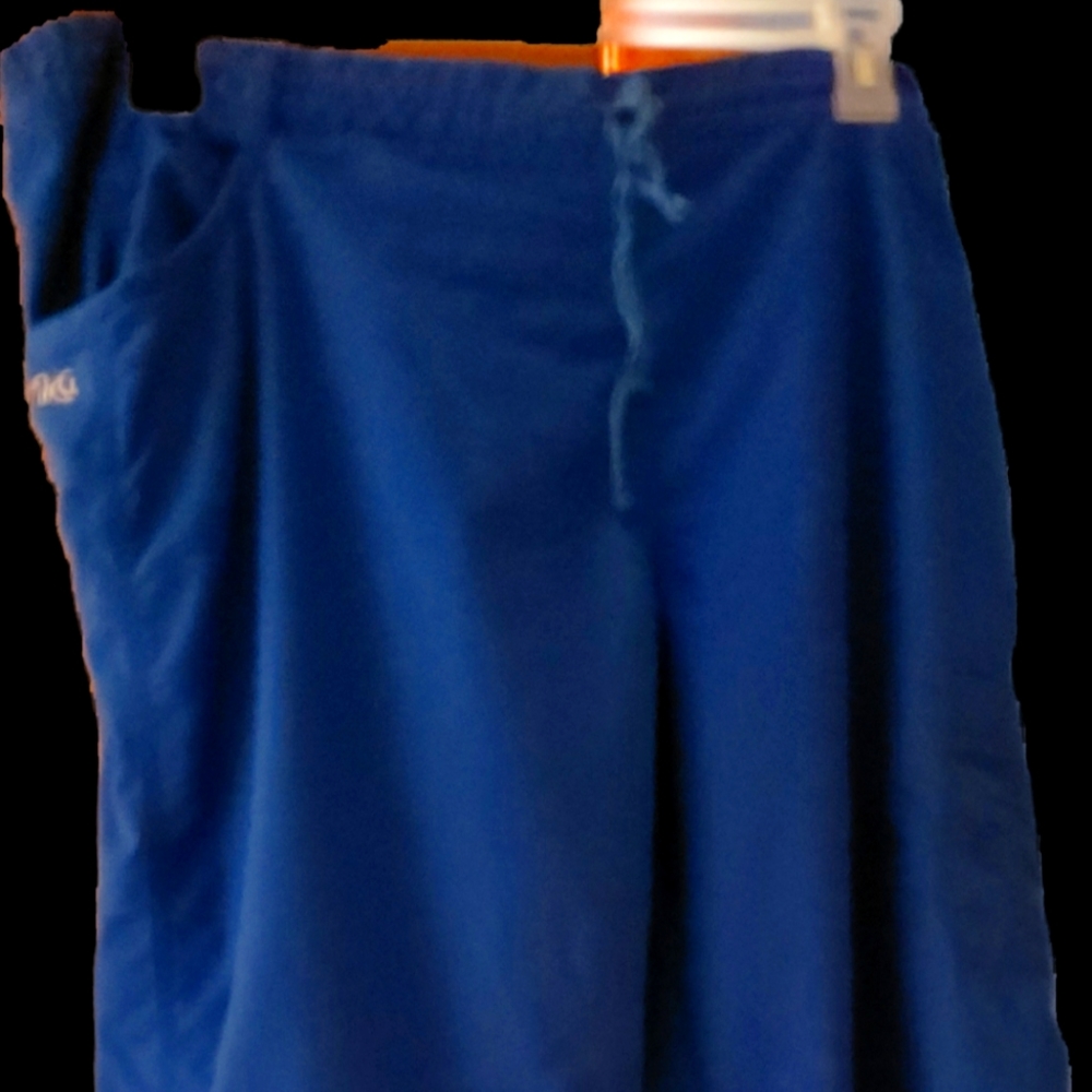 Scrub bottoms